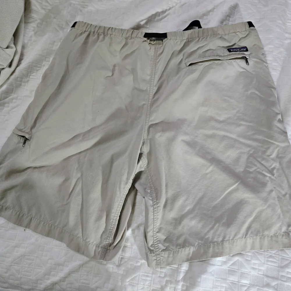 Patagonia Beige Mens Large Hicking Shorts - Picture 2 of 11
